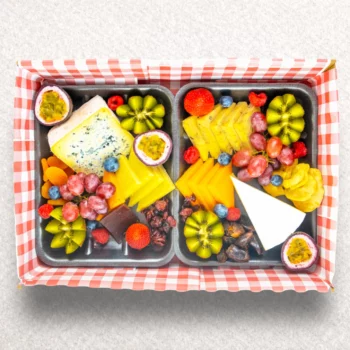 Cheese platter and crackers