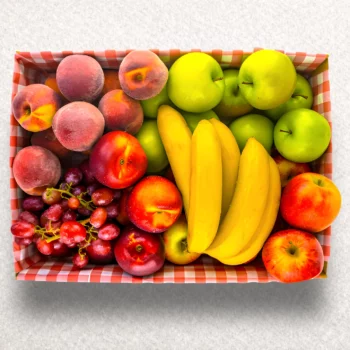 Whole Pieces of Fruit (3)